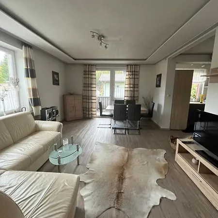 Apartment Mit Blick Auf Buchensteinwand